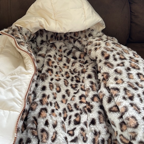 Gerry Reversible Faux Fur Jacket Girls 4T NWT - Picture 5 of 5